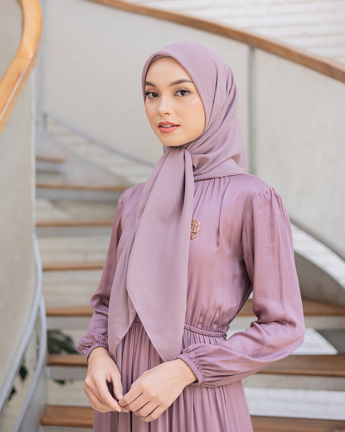 Naima Scraf in Lilac