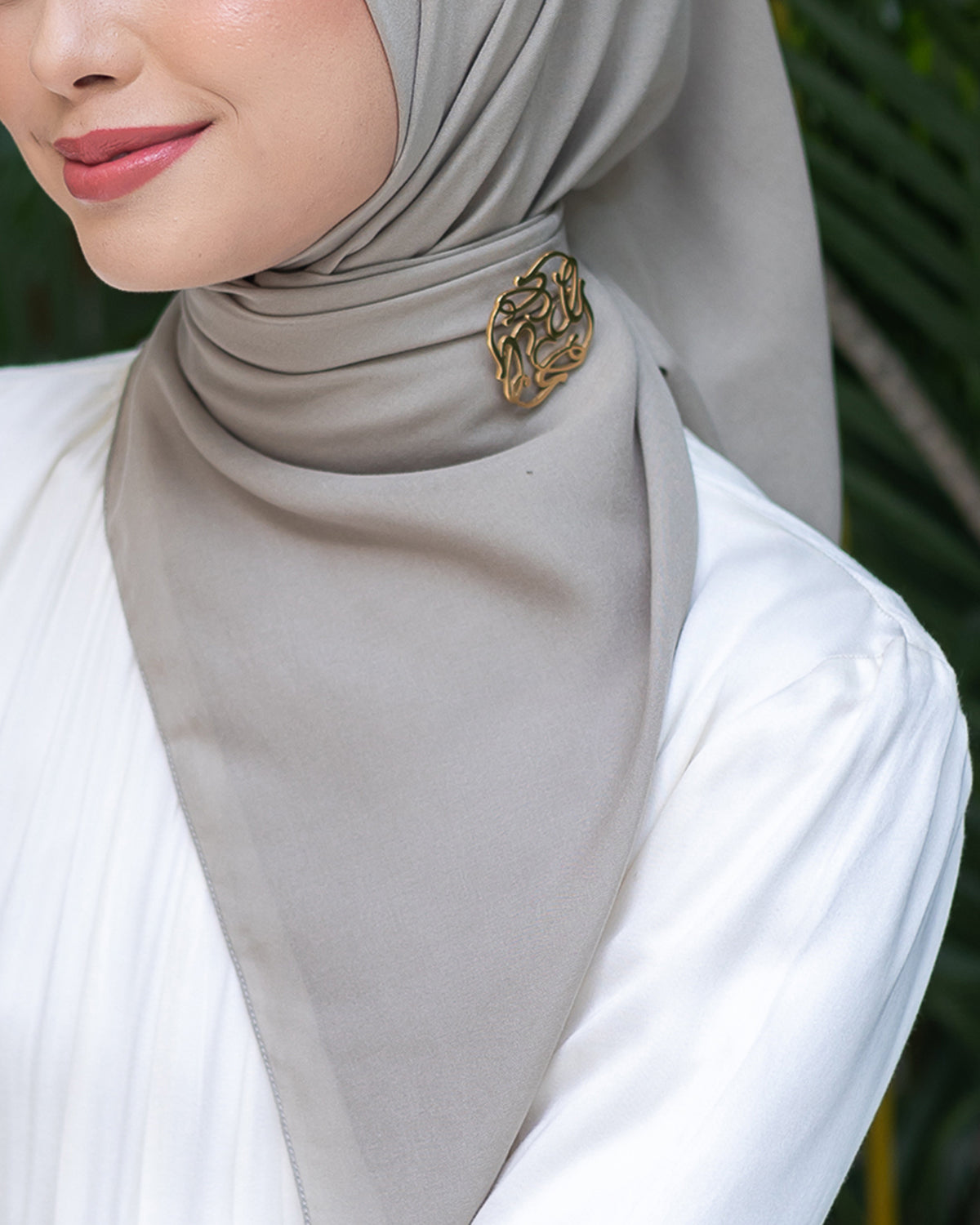Naima Scraf in Fossil
