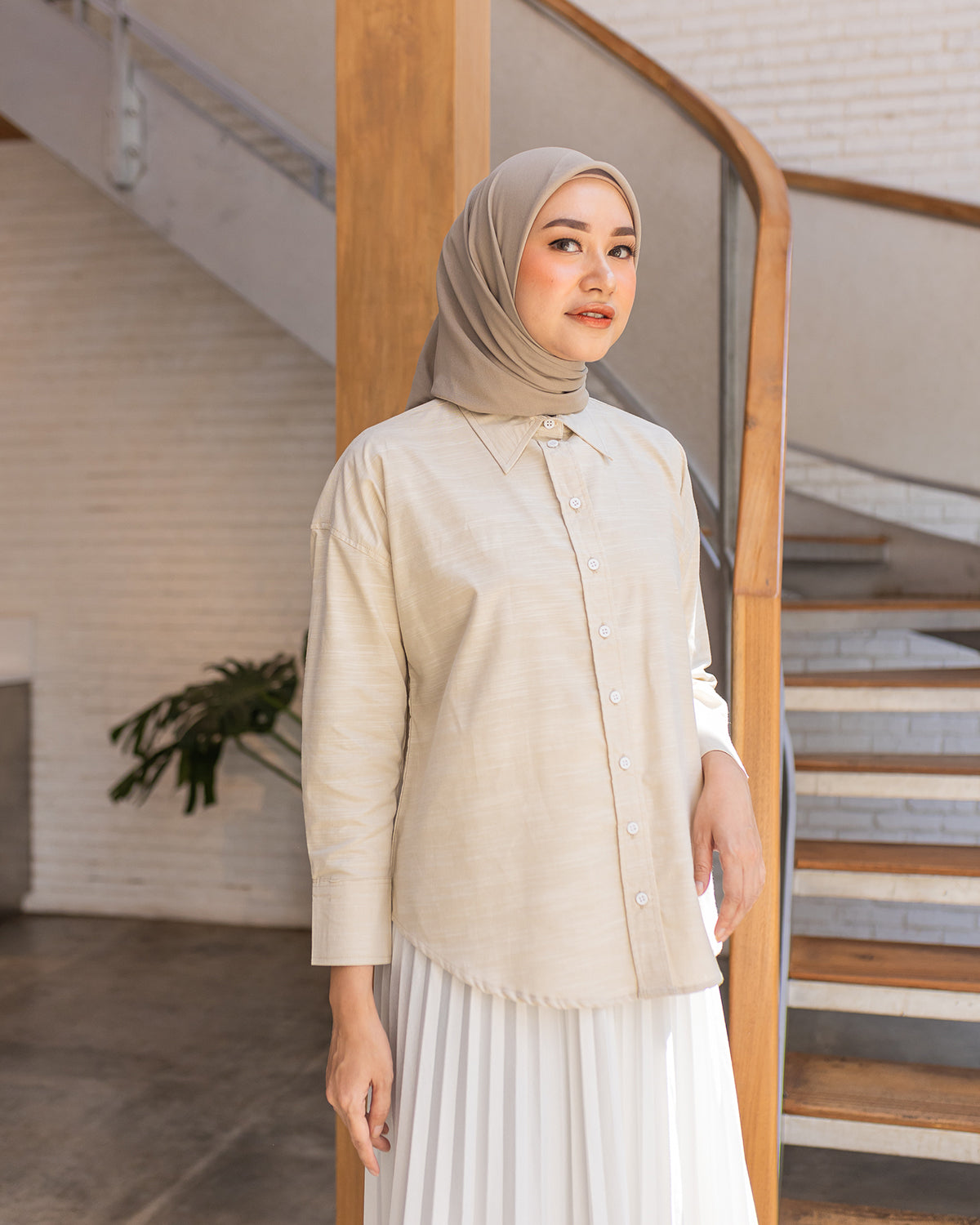 Janita Shirt in Beige