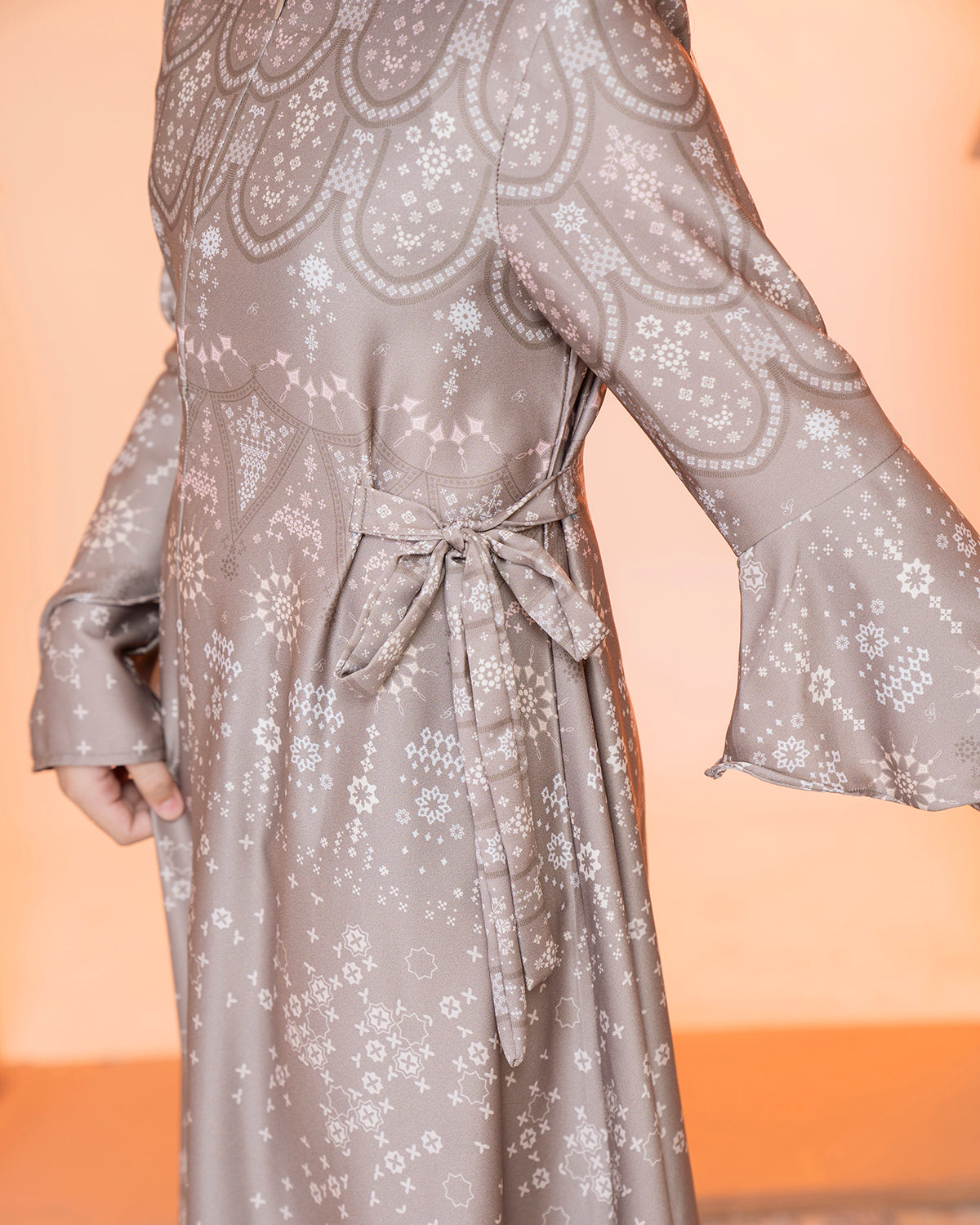 Madinah Dress Anak in Blanch Almond-