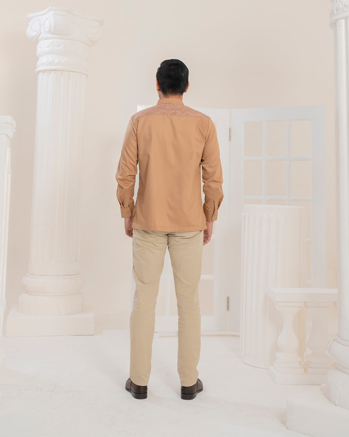 Butterfly Koko Panjang in Brown Castle-