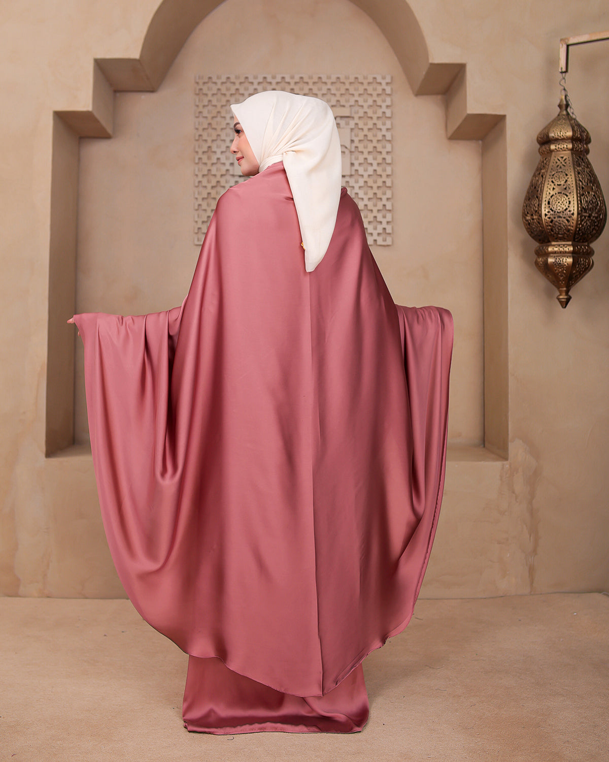 sahera prayerset_Amberly Rose