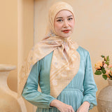 Batavia Scarf in Monash