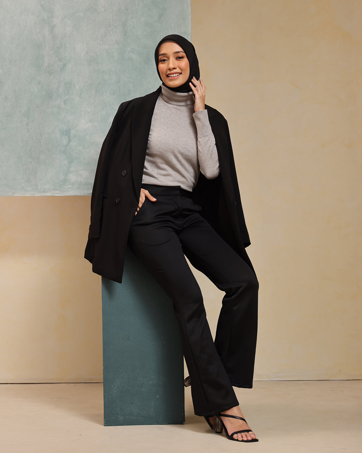 Nayla Pants Raven Black