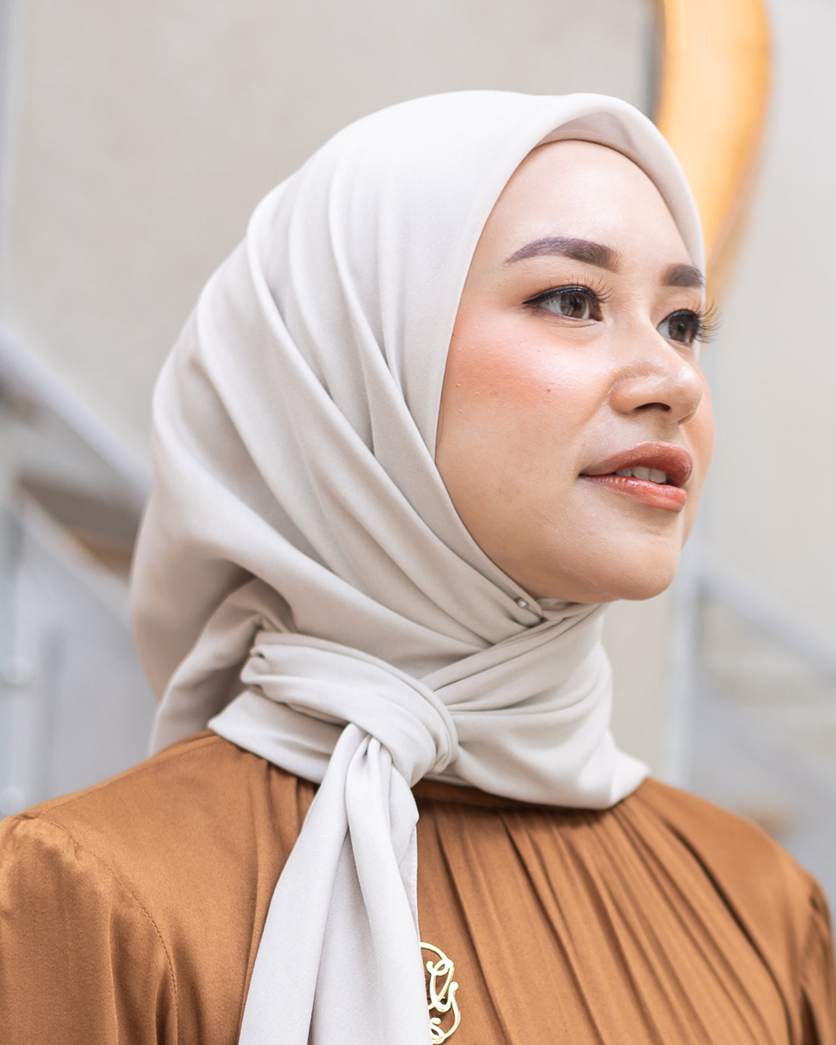 Naima Scraf in Oatmeal