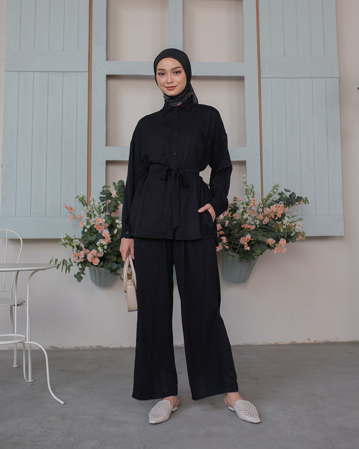Kimi Set in Raven