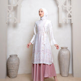 Padang Tunik in Seroja Pearl