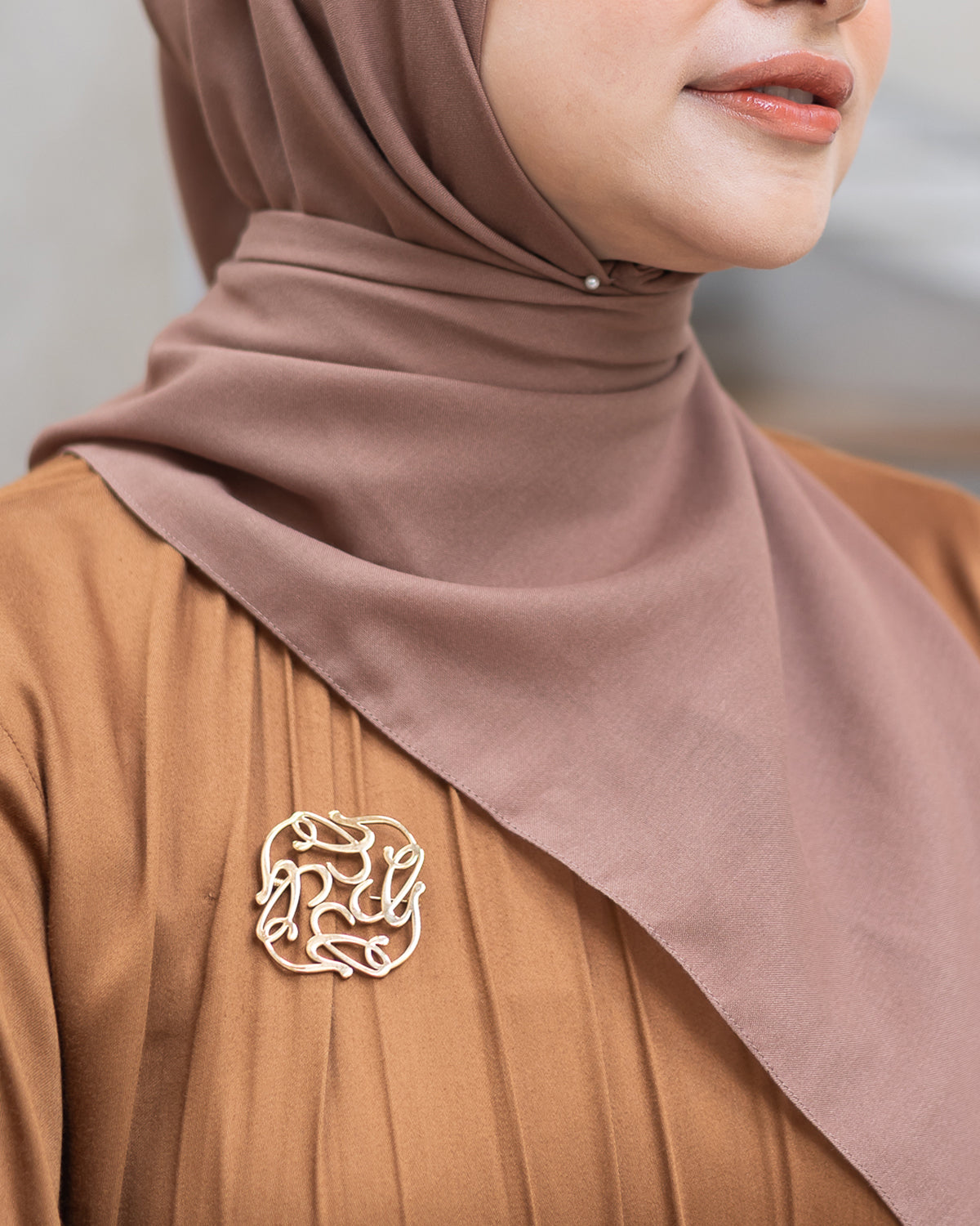 Naima Scraf in Wood