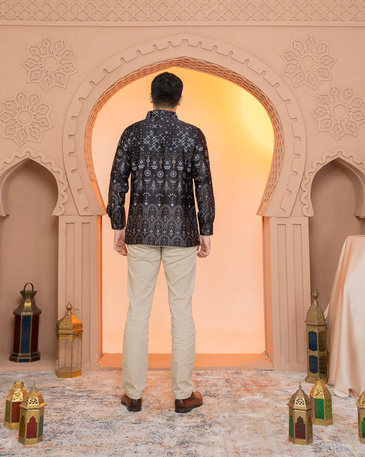 Madinah Koko Panjang in Raven Black