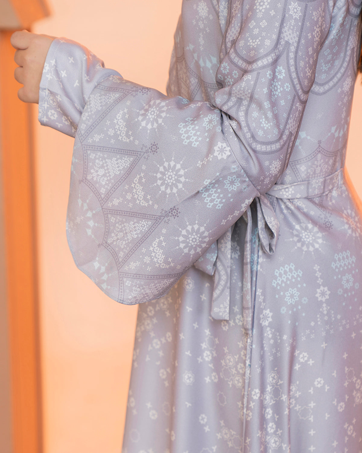 Madinah Dress Anak in Ultimate Grey-