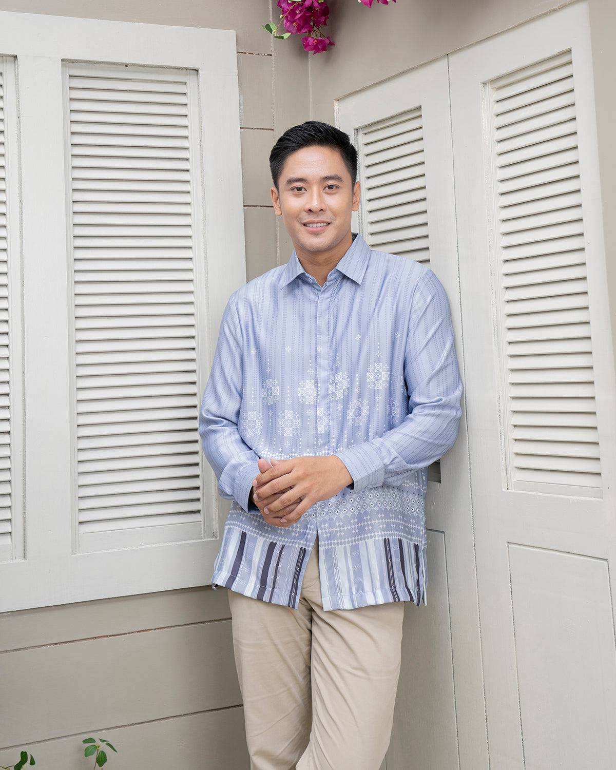Pulang Koko Panjang in Wisteria-