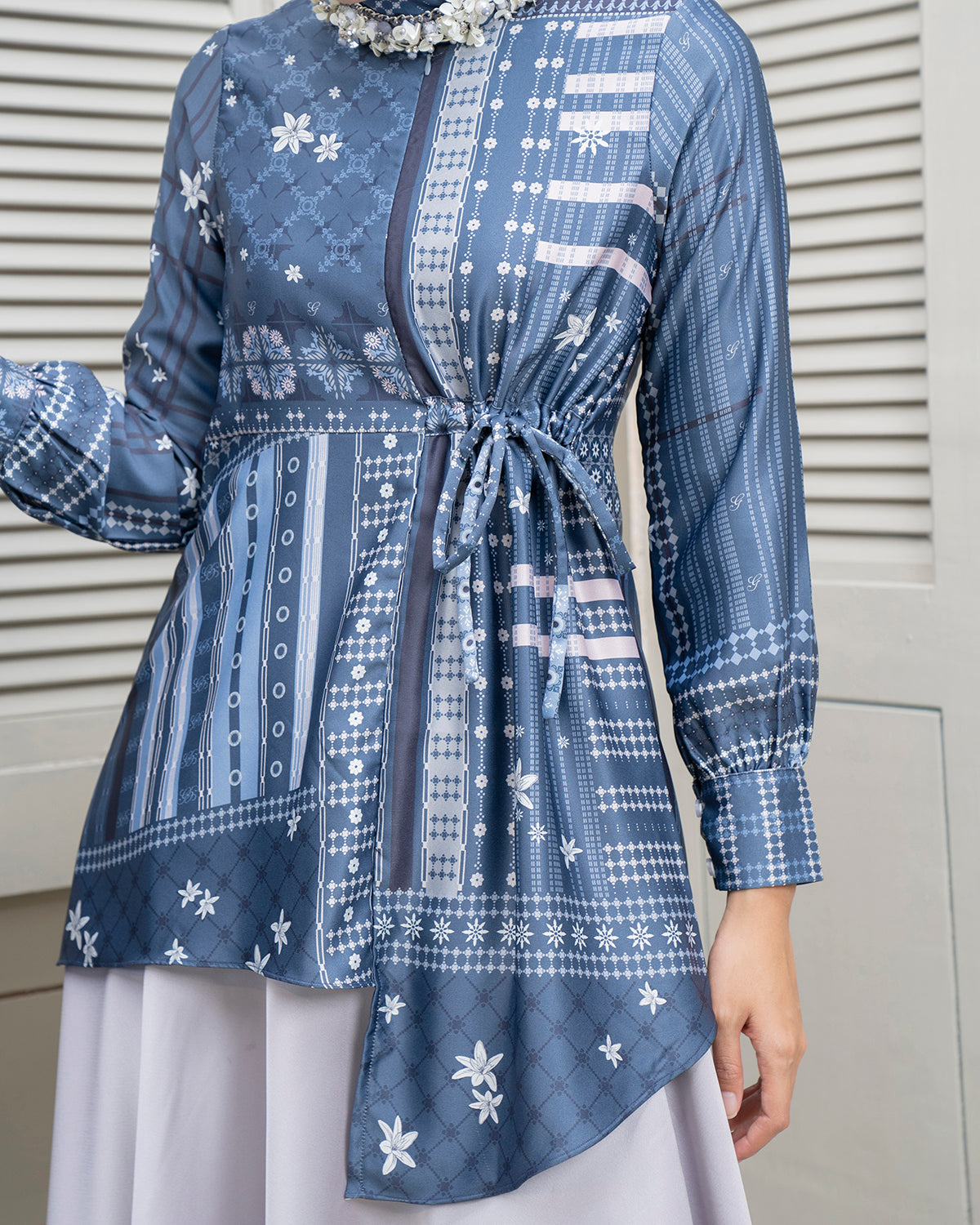 Pulang Blouse in Admiral Navy