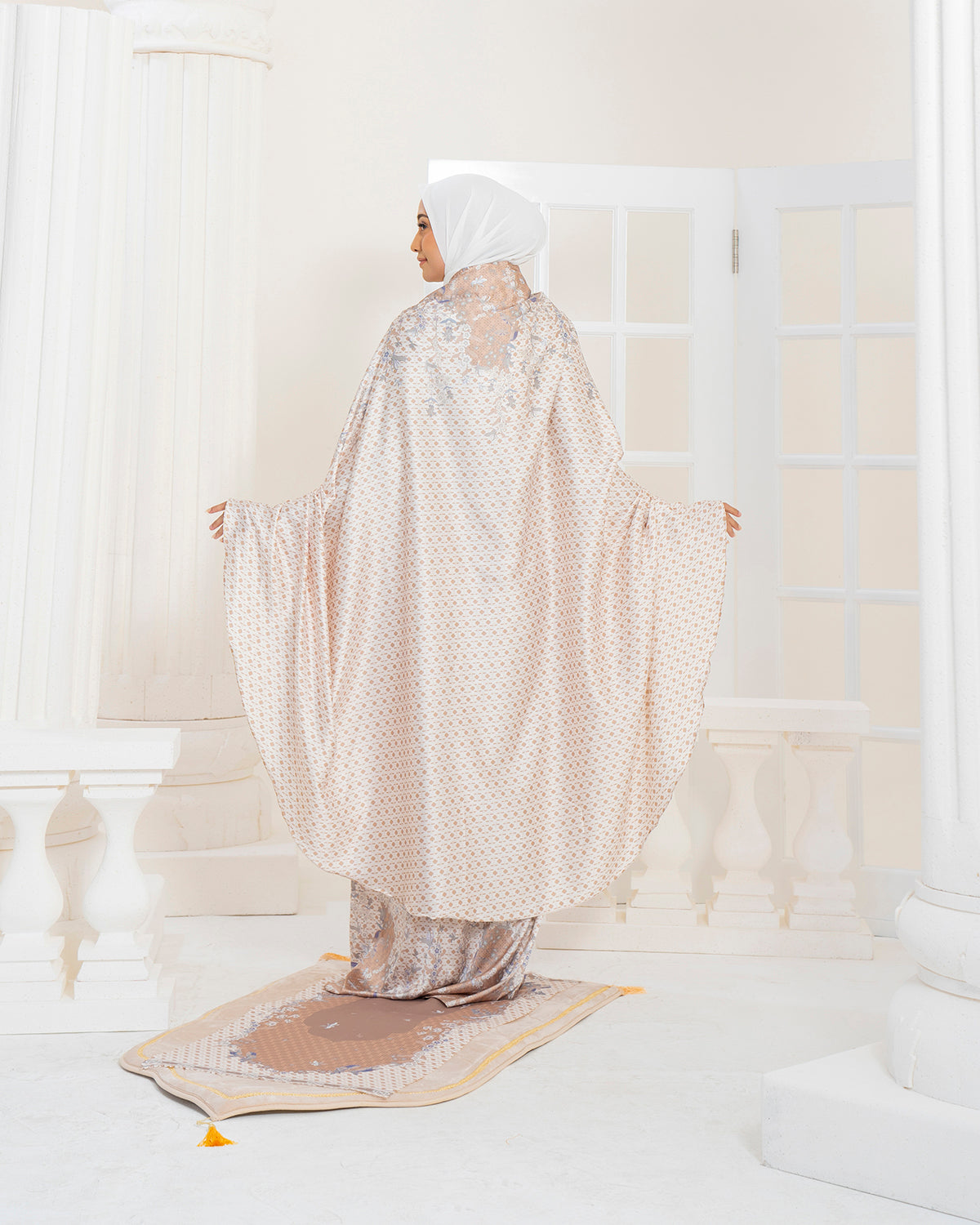 Jameela Prayer set in Royal Honey