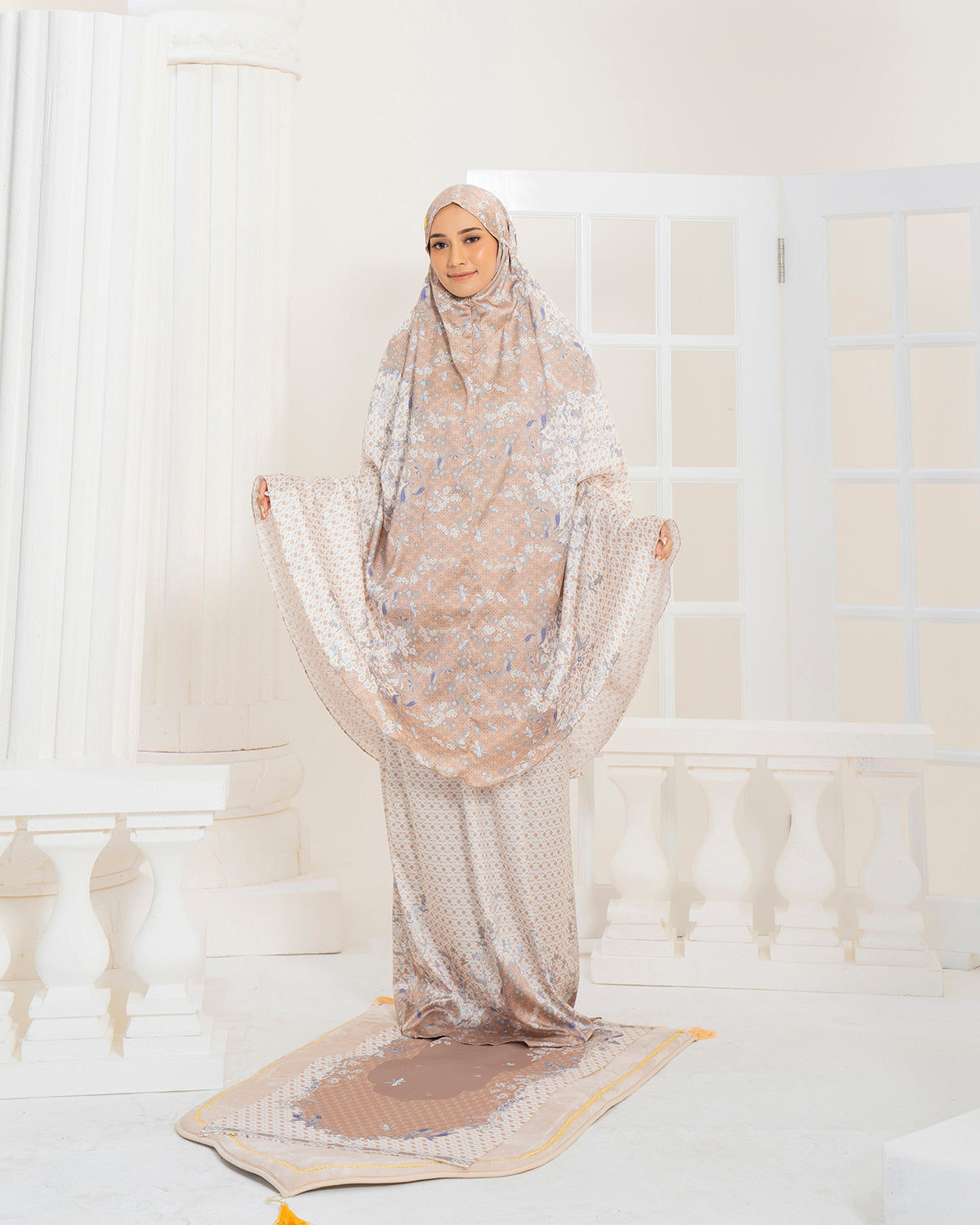 Jameela Prayer set in Royal Honey