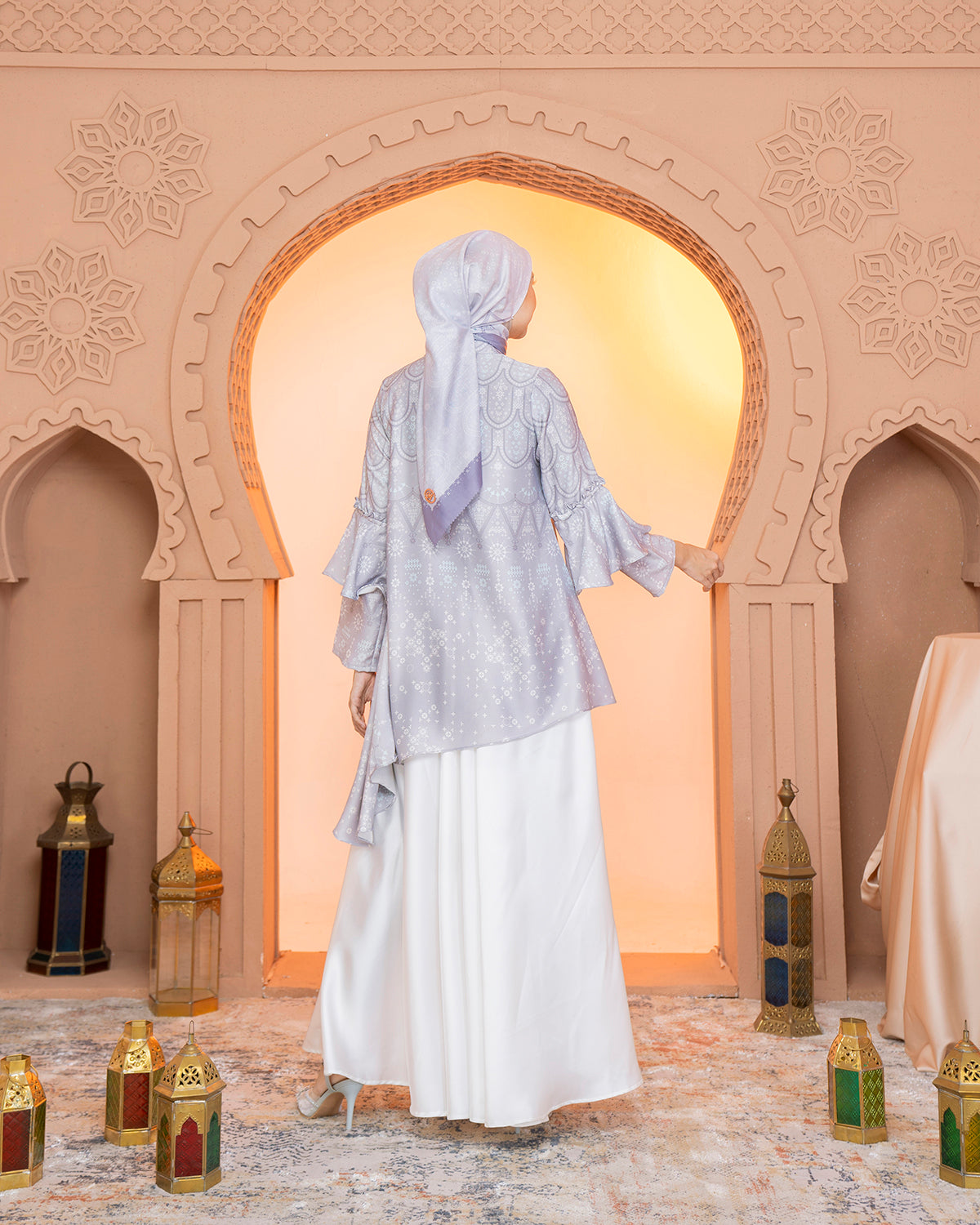 Madinah Blouse in Ultimate Grey