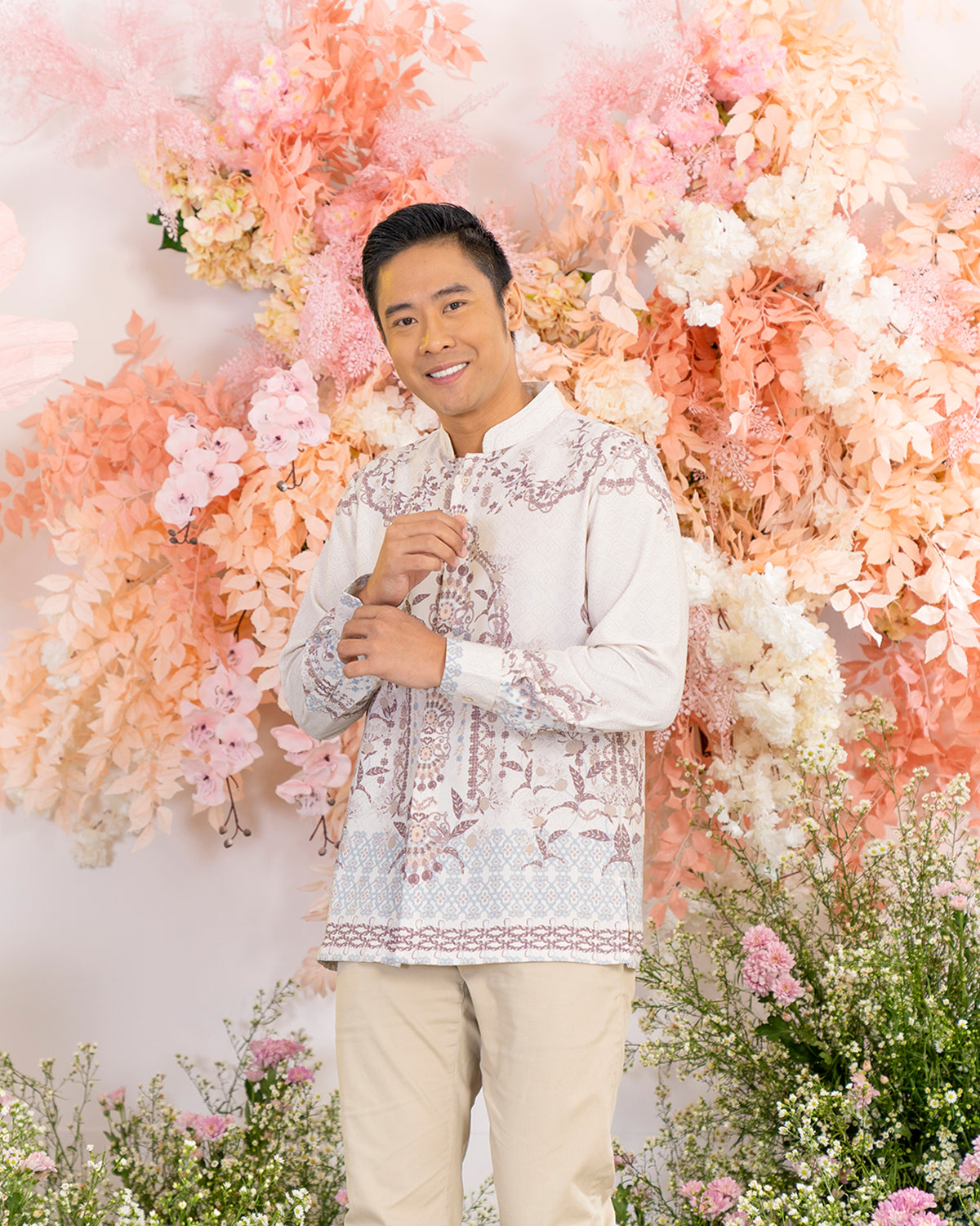Mulia Koko Panjang in White Marble