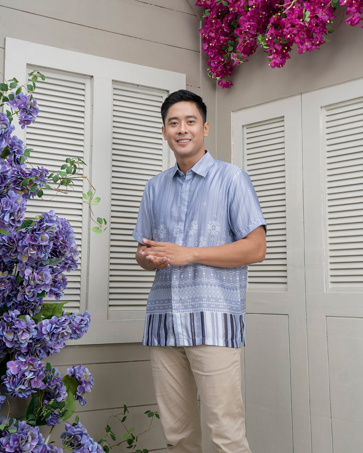 Pulang Koko Pendek in Wisteria