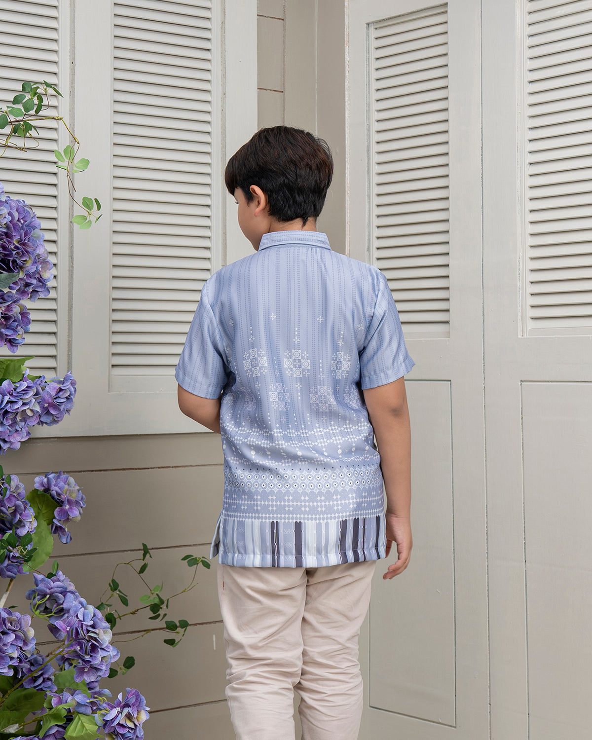 Pulang Koko Anak in Wisteria