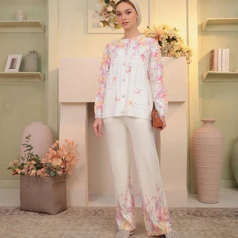 sepatu cocok dengan busana muslim