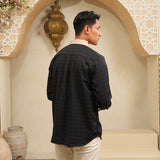 Toba Kemeja Panjang in Ambaruna