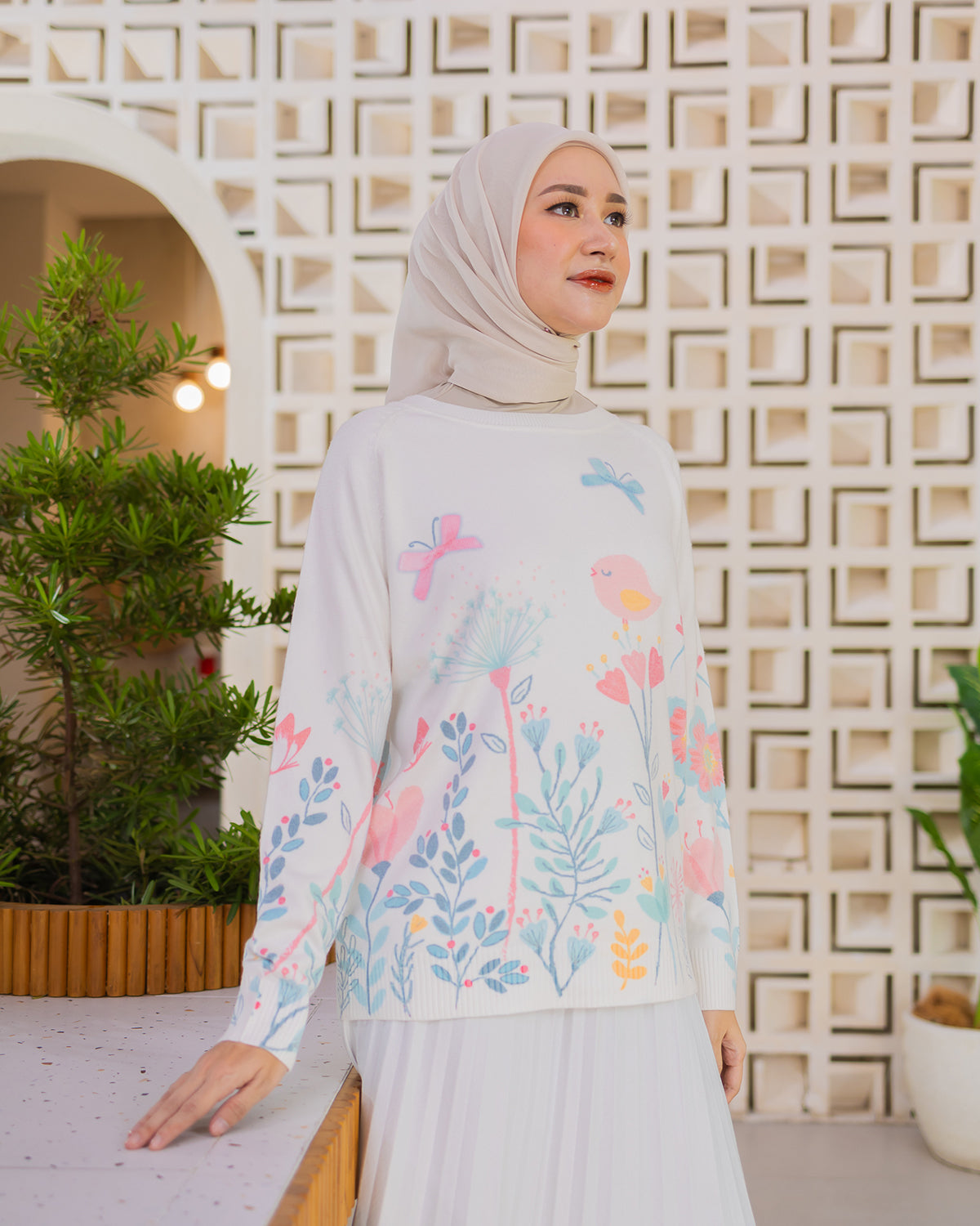 Greisy - Blossom Sweater_gardenia