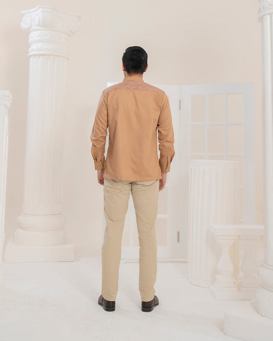 Butterfly Koko Panjang in Brown Castle-