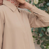 Namira Shirt in Hazelnut