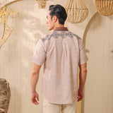 Kawah Putih Kemeja Pendek in Rich Cocoa