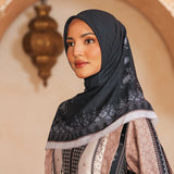 Toba Scarf in Ambaruna