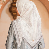 Toba Scarf in Sahaka