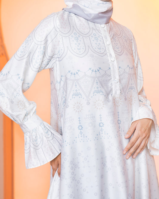 Madinah Tunik in Snow White