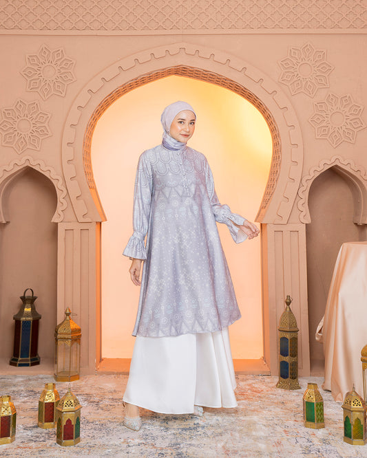 Madinah Tunik in Ultimate Grey